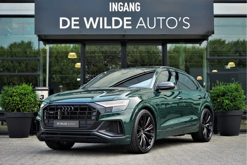 Audi Q8 55 TFSI e quattro S-line Competition GoodwoodGreen 2023 leasen bij DreamLease: foto 1