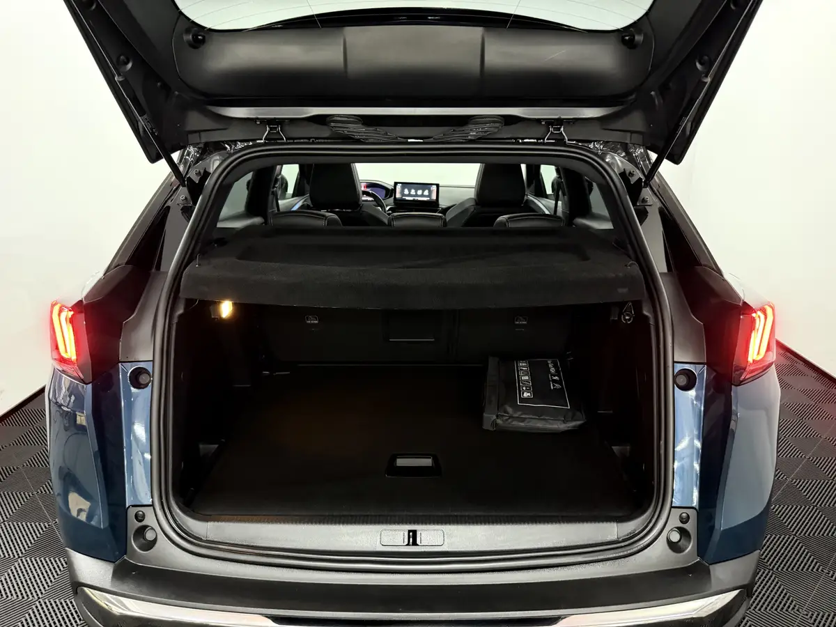 Peugeot 3008 1.2 PureTech GT: foto 32