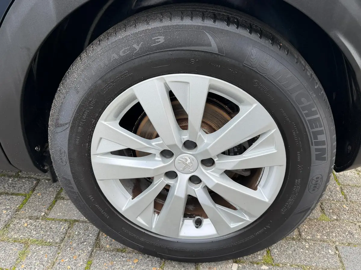 Peugeot 3008 1.2 PureTech Blue Lease Executive: foto 52