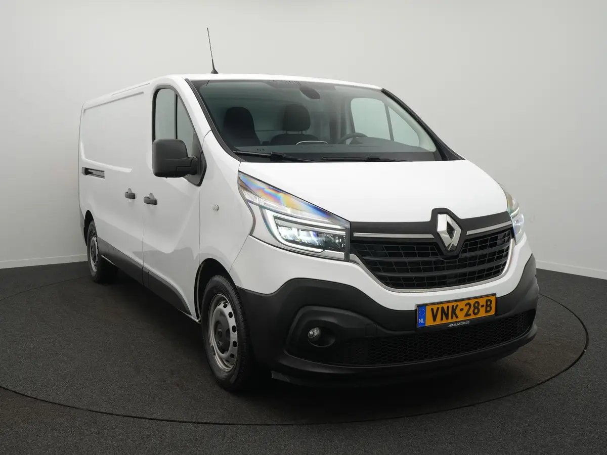 Renault Trafic 2.0 dCi 170 EDC T29 L2H1 Comfort: foto 2