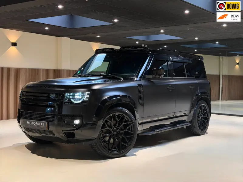 Land Rover Defender Hard Top 3.0 D200 110 MHEV X-Dynamic SE|Urban uitvoering|Pano|HSE|HUD|StandkachelKeyless|Memory|Meridian 2023 leasen bij DreamLease: foto 1