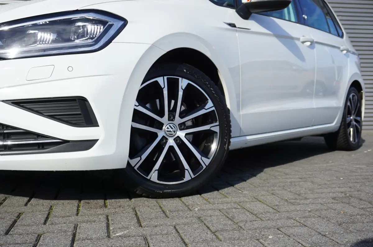 Volkswagen Golf Sportsvan 150PK Highline AUTOM. | TREKHAAK | WINTERPACK | CAMERA | NAVI: foto 2