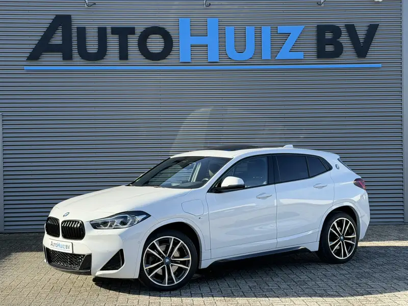BMW X2 xDrive25e High Executive M Sport Pano HUD Leder Navi Plus 19 Inch Stuurverwarming Driving Assistant Plus ACC Carplay Achteruitrijcamera 2023 leasen bij DreamLease: foto 1