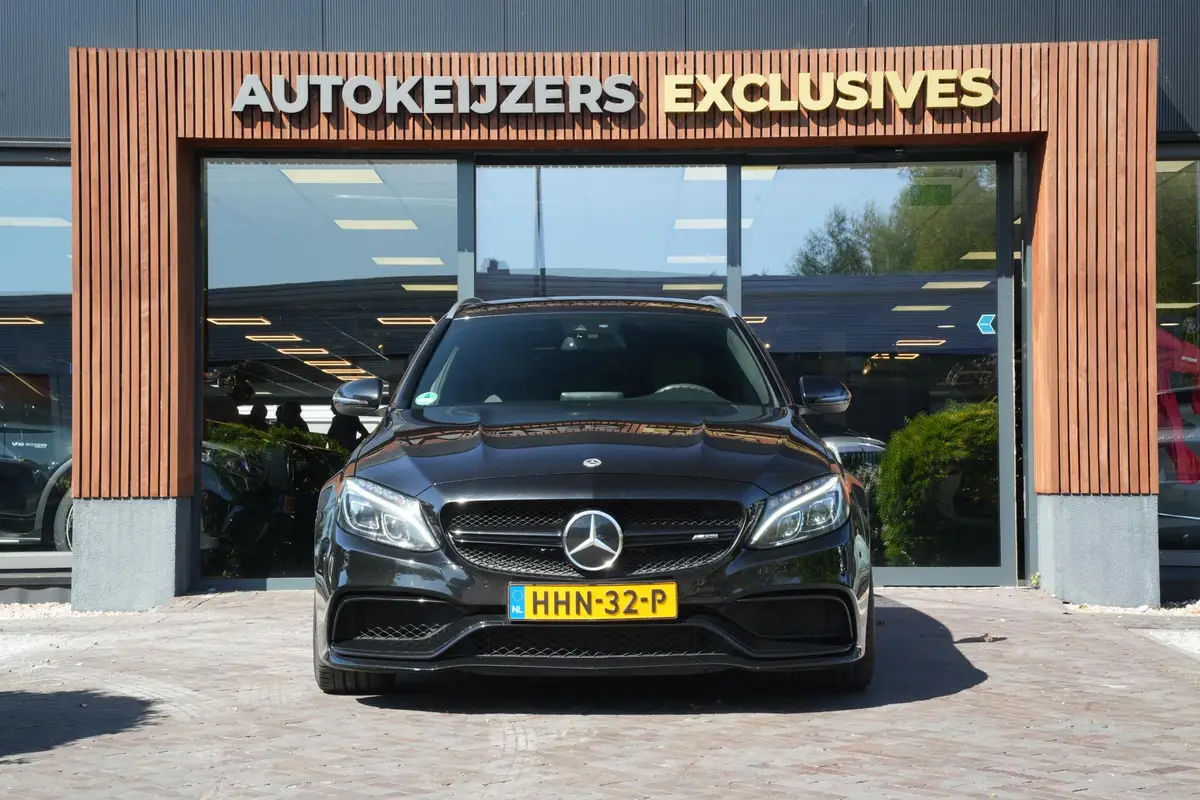 Mercedes-Benz C-Klasse Estate AMG 63 476PK: foto 2
