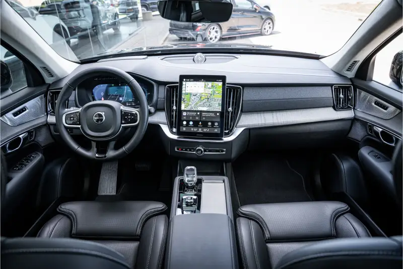 Volvo XC90 T8 Plug-in hybrid AWD ULTRA DARK **Lucht vering** Trekhaak**Panodak 2026 leasen bij DreamLease: foto 2