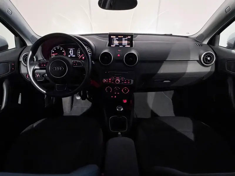 Audi A1 1.0 TFSI Adrenalin S-Line /Airco/Cruise/NAVI/LED/2-Tone/LMV 2016 leasen bij DreamLease: foto 2