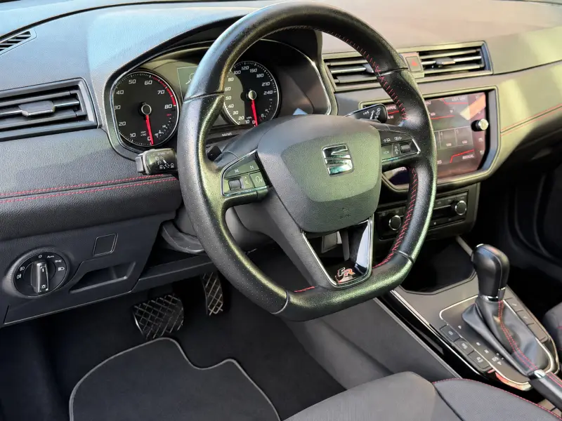 SEAT Arona 1.0 TSI FR Business Intense - AUTOMAAT I Navigatie I Airco I Sport Pakket I Sport velgen I LED I PDC I Dealer onderh. 2018 leasen bij DreamLease: foto 2