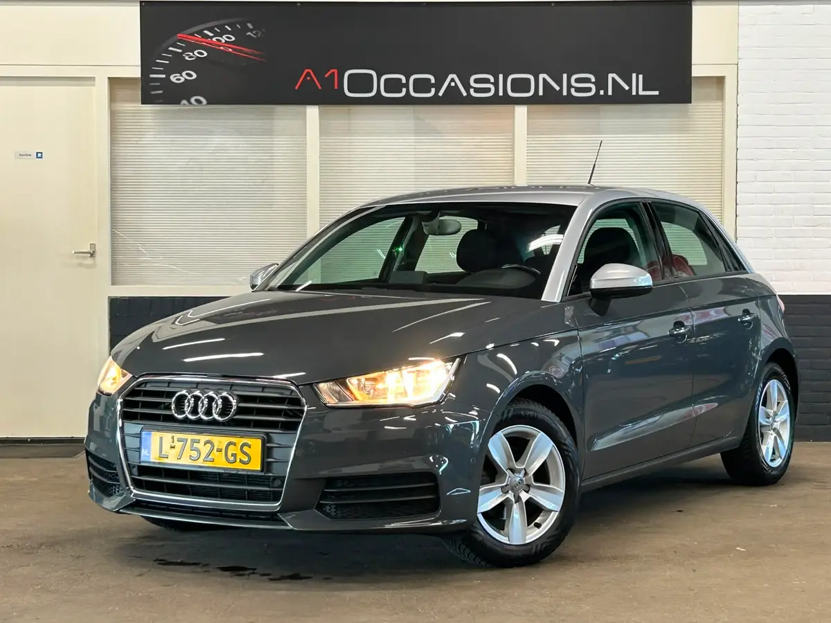 Audi A1 Sportback 1.0 TFSI: foto 2