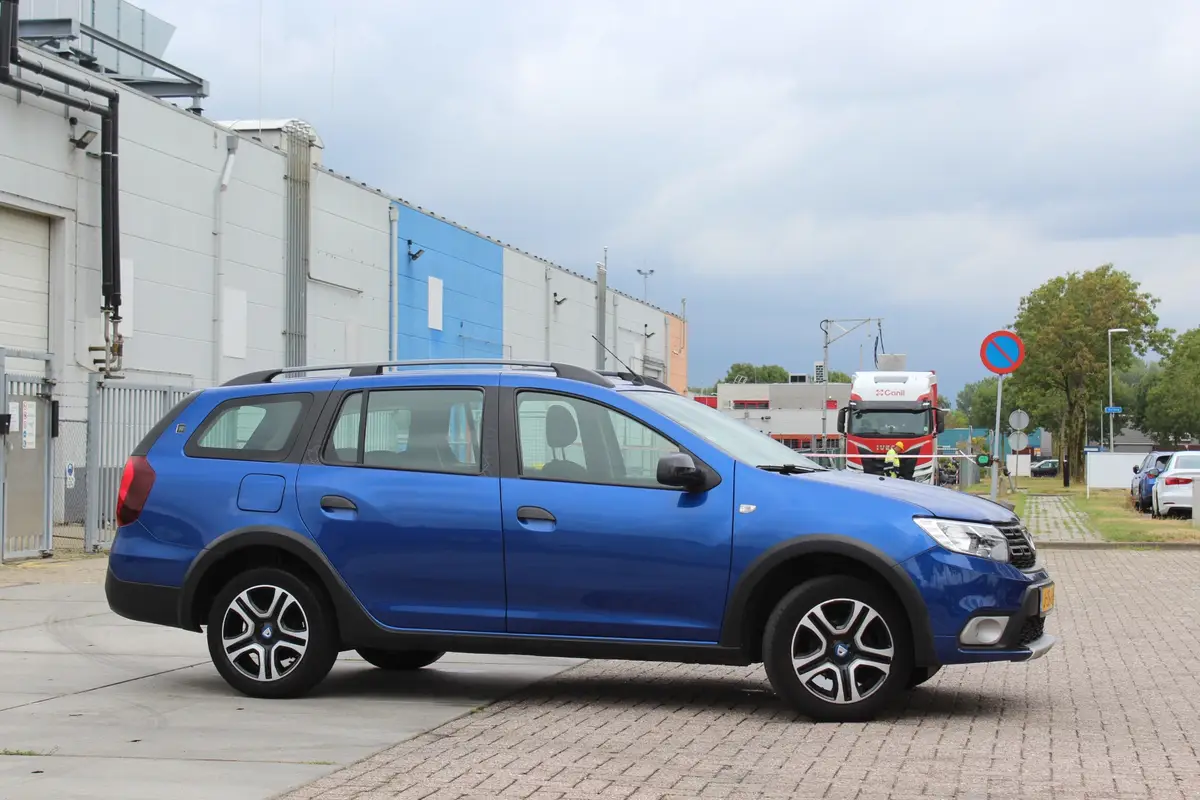 Dacia Logan MCV 1.0 TCe Bi-Fuel Stepway Serie Limitee 15th Anniv. LPG3 1E EIG DEALER ONDERH: foto 2