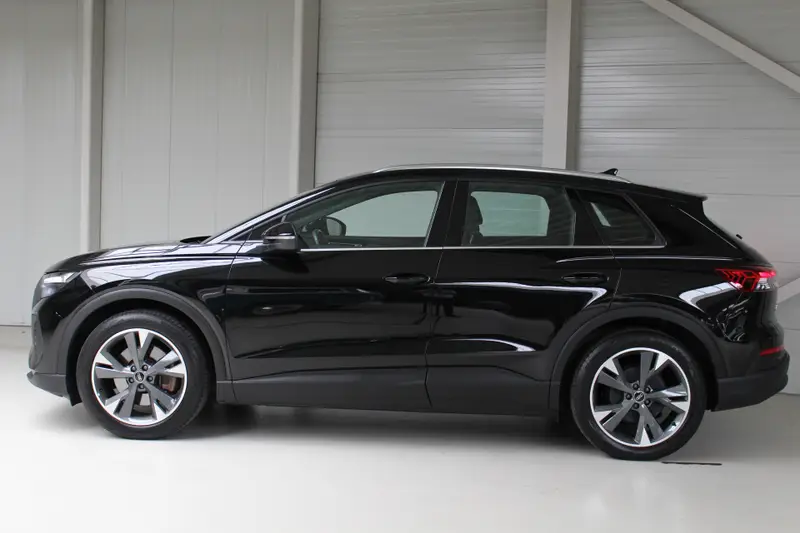 Audi Q4 e-tron 40 Edition 77 kWh 2022 leasen bij DreamLease: foto 2