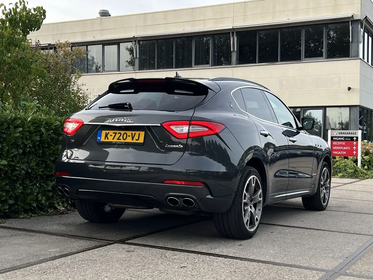 Maserati Levante 3.0 V6 D AWD GranLusso: foto 2