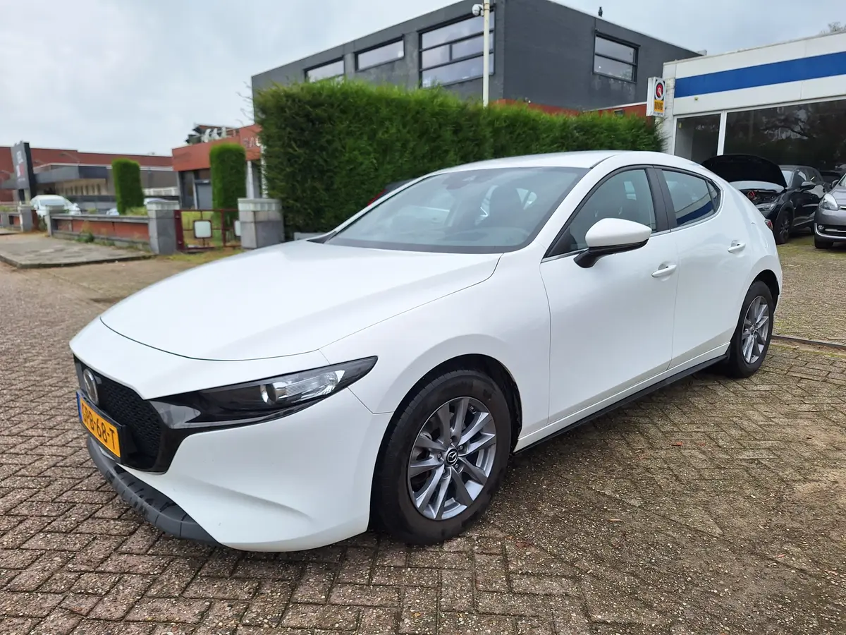 Mazda 3 2.0 e-SkyActiv-G M Hybrid 122 (b.j. 12-2022): foto 2