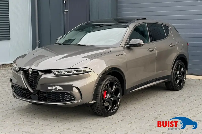 Alfa Romeo Tonale 1.3T PHEV 280PK Edizione Speciale 2023 leasen bij DreamLease: foto 1