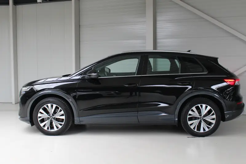 Audi Q4 e-tron 40 Advanced edition 77 kWh 2023 leasen bij DreamLease: foto 2
