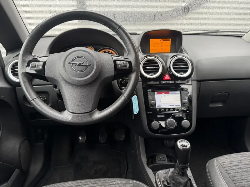 Opel Corsa 1.4-16V Business+ 2014 leasen bij DreamLease: foto 2