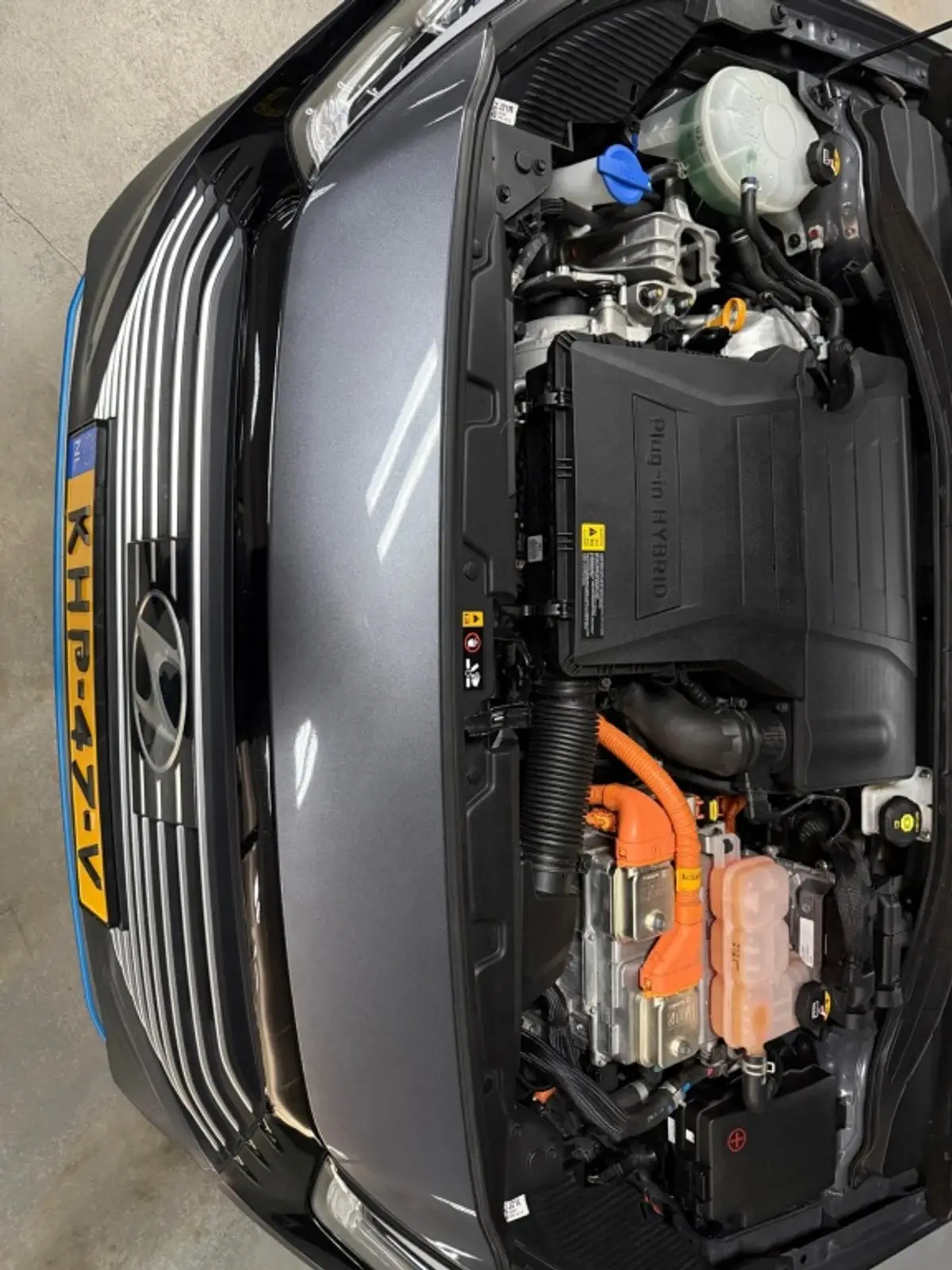 Hyundai IONIQ 1.6 GDi PHEV i-Moti.: foto 26