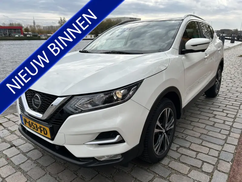 Nissan QASHQAI 1.3 DIG-T N-Connecta 2019 leasen bij DreamLease: foto 1