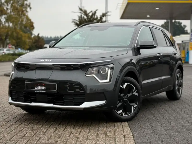 Kia Niro EV 64.9 kWh CAMERA CARPLAY STOEL- EN STUURVERWARMING 2026 leasen bij DreamLease: foto 1