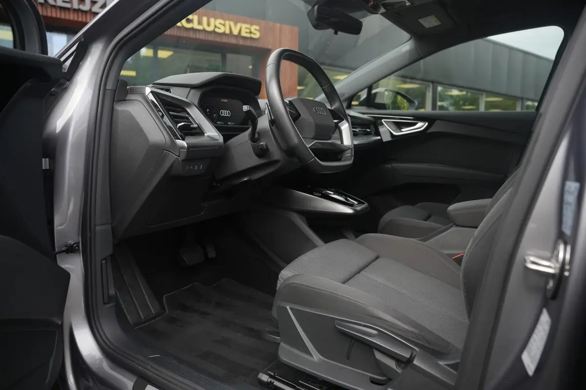Audi Q4 e-tron 35 Launch edition Advanced 55 kWh: foto 2