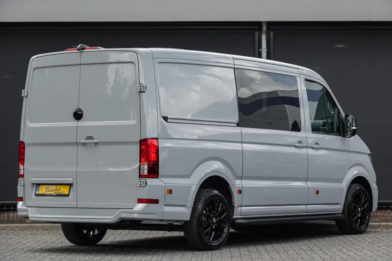 Volkswagen Crafter L3H2 | 177Pk Aut. | Dubbele Cabine | Nieuw Model | 10,4'' Navigatie | 19'' | Traffic Grey 2024 leasen bij DreamLease: foto 2