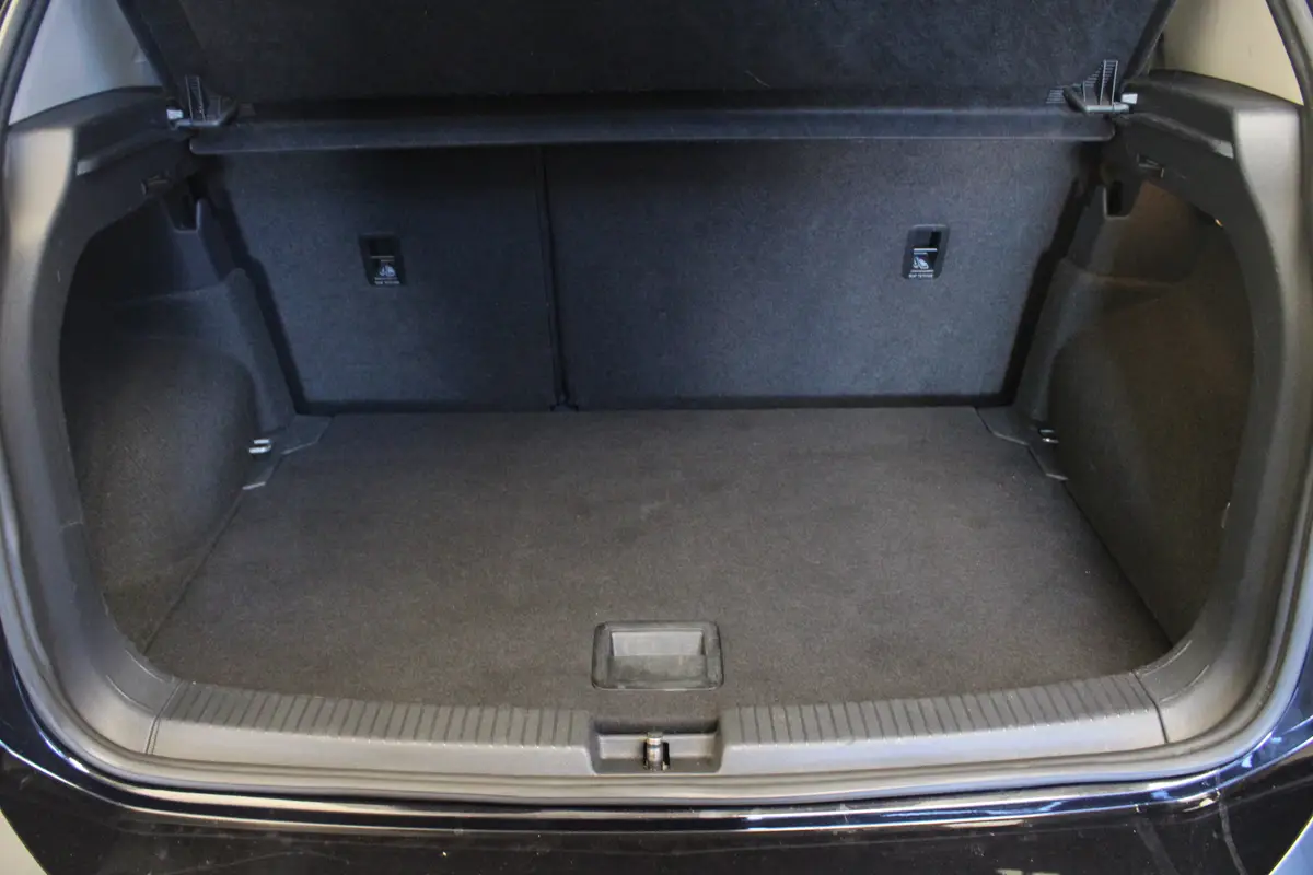 Volkswagen T-Cross 1.0 TSI Style: foto 20