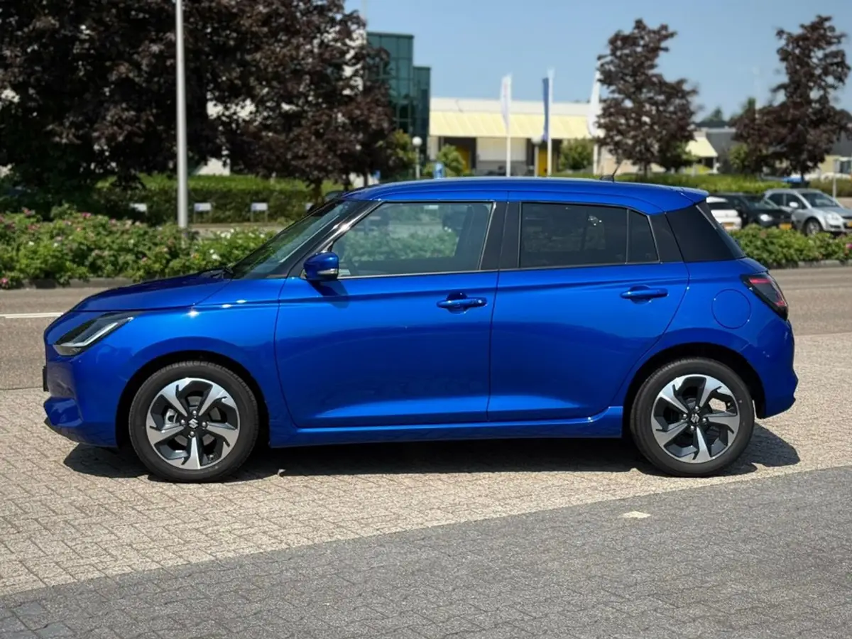 Suzuki Swift 1.2 STYLE AUTOMAAT SMART HYBR. KEYLESS ECC CAMERA NAVI ADD. CRUISE: foto 2