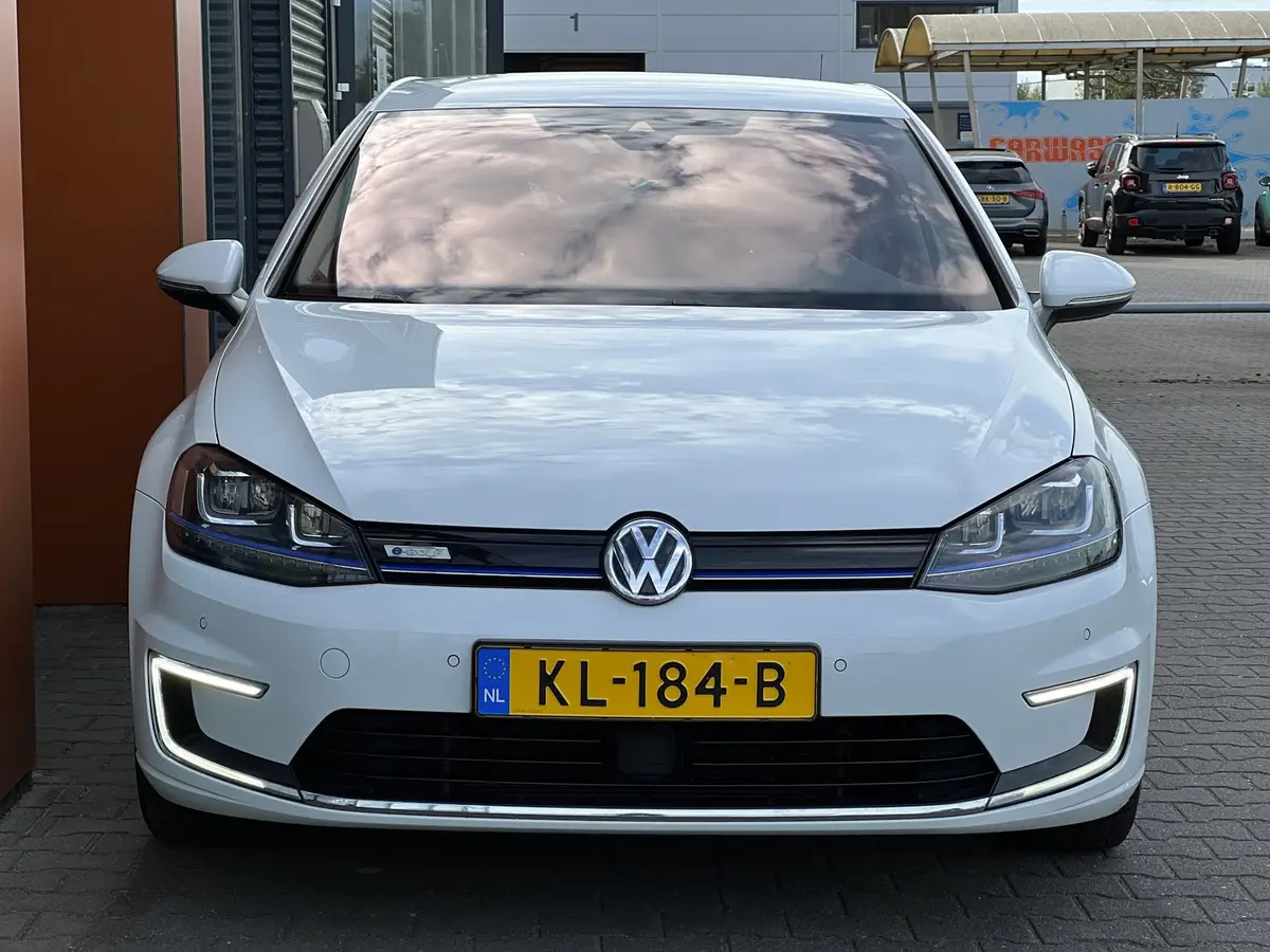 Volkswagen e-Golf |Carplay|Full LED|Leder|Navi|ACC|Dynaudio: foto 34