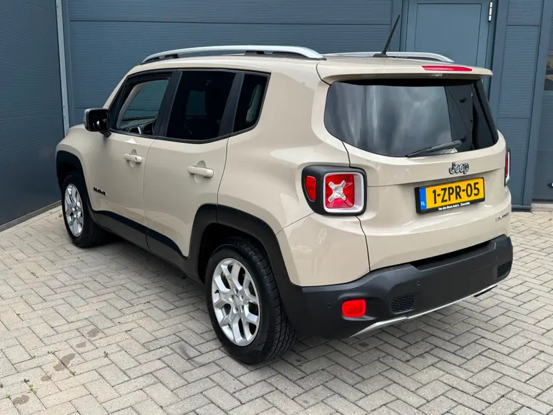 Jeep Renegade 1.4 MultiAir Limited / Navi / Pdc / Leer / Nap 2015 leasen bij DreamLease: foto 2