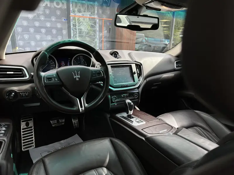 Maserati Ghibli 3.0 V6 D 2015 leasen bij DreamLease: foto 2
