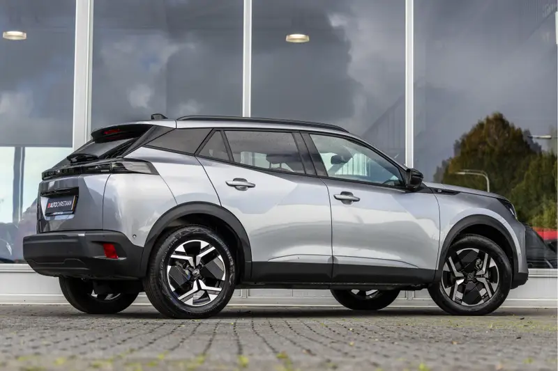 Peugeot e-2008 EV Active Pack 50 kWh 2025 leasen bij DreamLease: foto 2