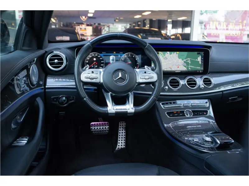 Mercedes-Benz E-Klasse AMG 63 4MATIC Premium Plus 2019 leasen bij DreamLease: foto 2
