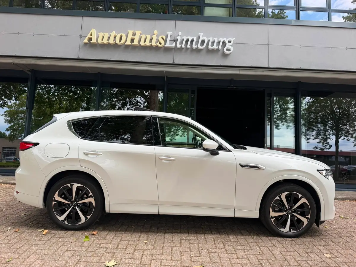 Mazda CX-60 2.5 e-SkyActiv PHEV Takumi|Garantie 7/2029|Camera|CarPlay|Pano|Trekhaak|HUD|Nieuwstaat: foto 2