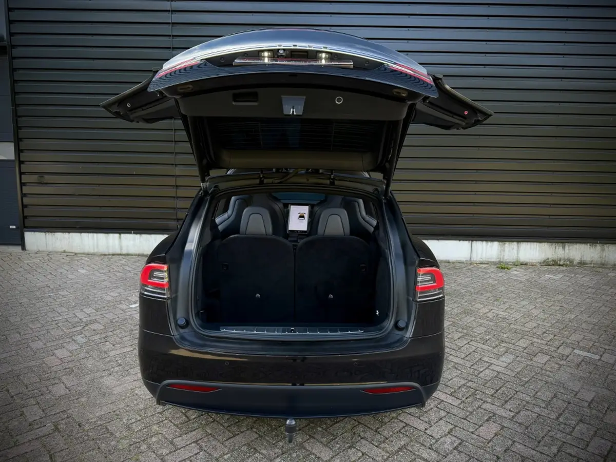 Tesla Model X 75D Base 6P. PANO|AUTOPILOT|AWD|LUCHTVERING: foto 60