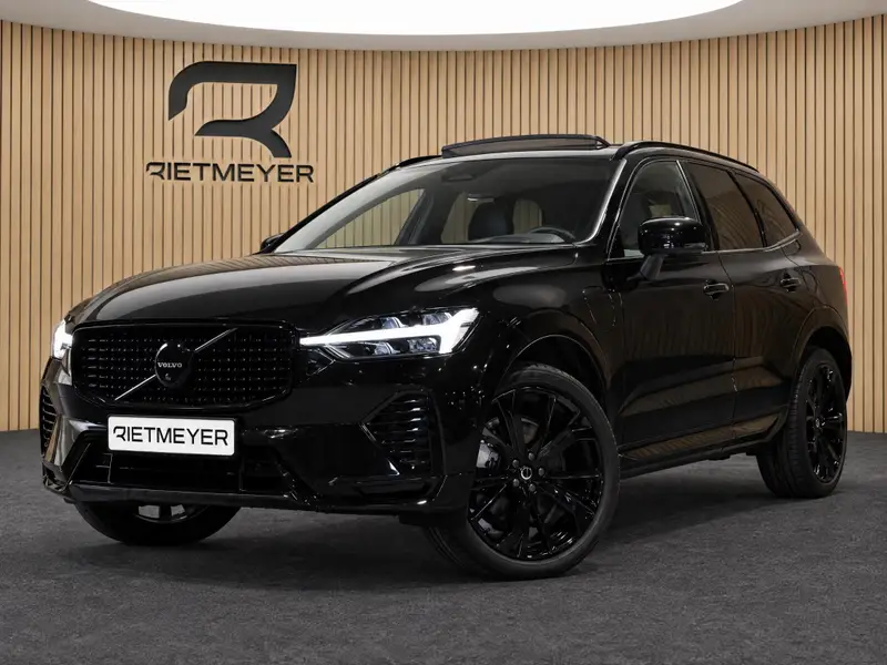 Volvo XC60 2.0 T6 Plug-in hybrid AWD Ultra Black Edition 2025 leasen bij DreamLease: foto 1