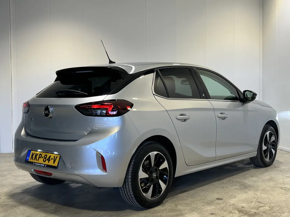 Opel Corsa-e Elegance 50 kWh: foto 2