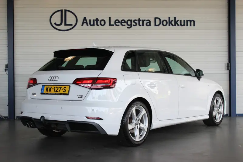 Audi A3 Sportback 1.4 TFSI CoD S-Line 2016 leasen bij DreamLease: foto 2