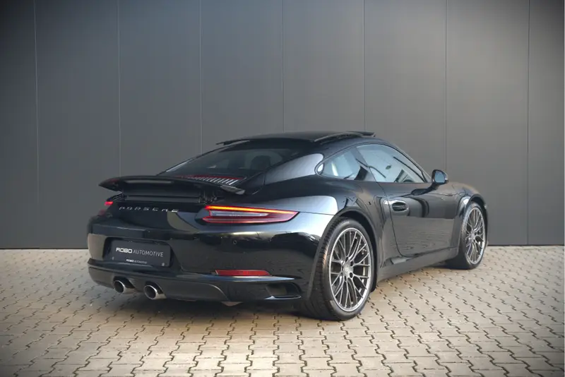 Porsche 911 3.0 Carrera 2018 leasen bij DreamLease: foto 2