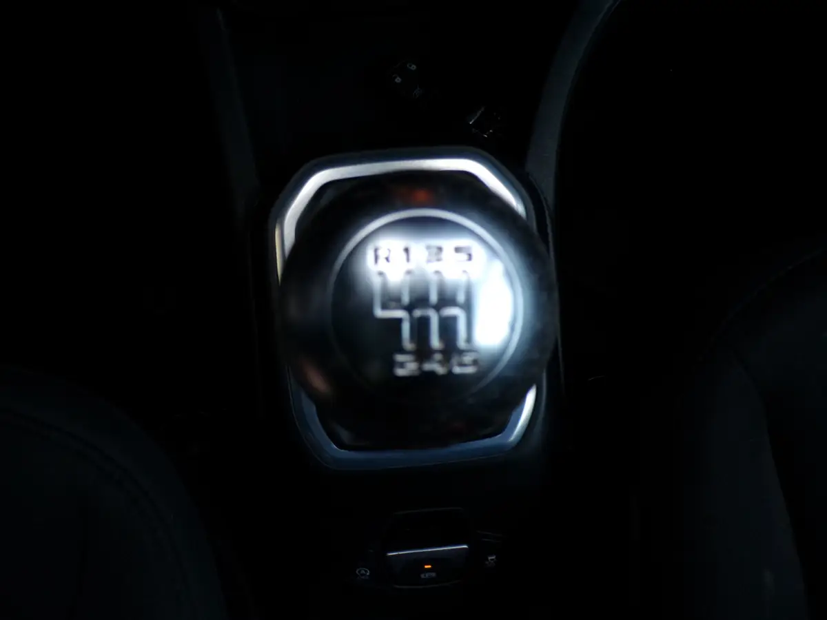 Jeep Renegade 1.0T Limited Black: foto 14