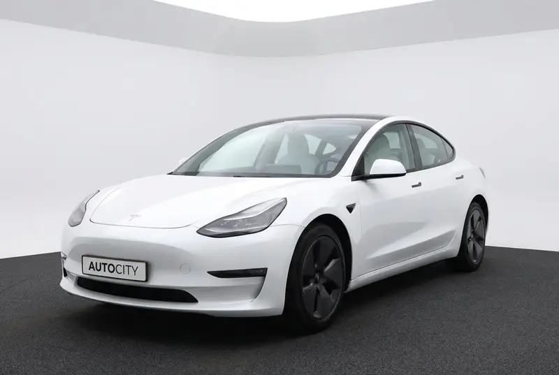 Tesla Model 3 Standard RWD Plus 60 kWh 91% SOH FACELIFT | Warmtepomp | Autopilot 2021 leasen bij DreamLease: foto 1