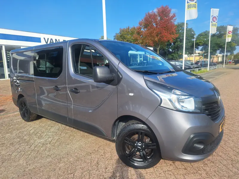 Renault Trafic 1.6 dCi T29 L2H1 DC Luxe 2019 leasen bij DreamLease: foto 1