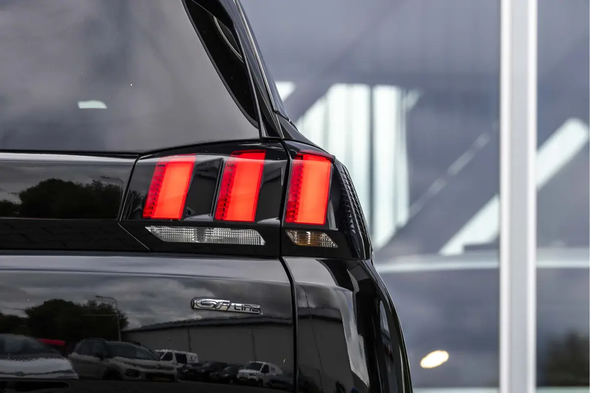 Peugeot 5008 1.2 PureTech GT-Line: foto 39