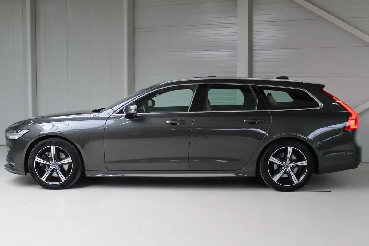 Volvo V90 2.0 T5 Momentum: foto 2