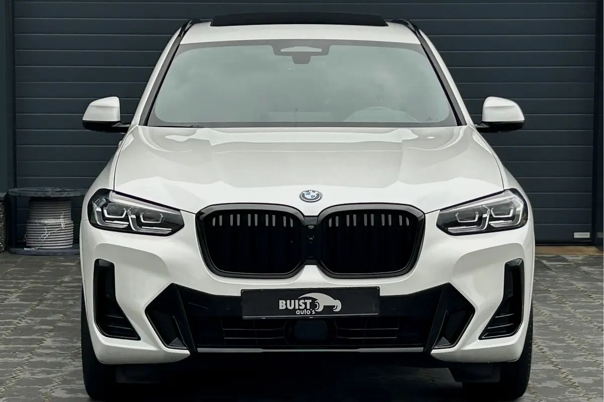 BMW X3 xDrive30e M-Sport: foto 2