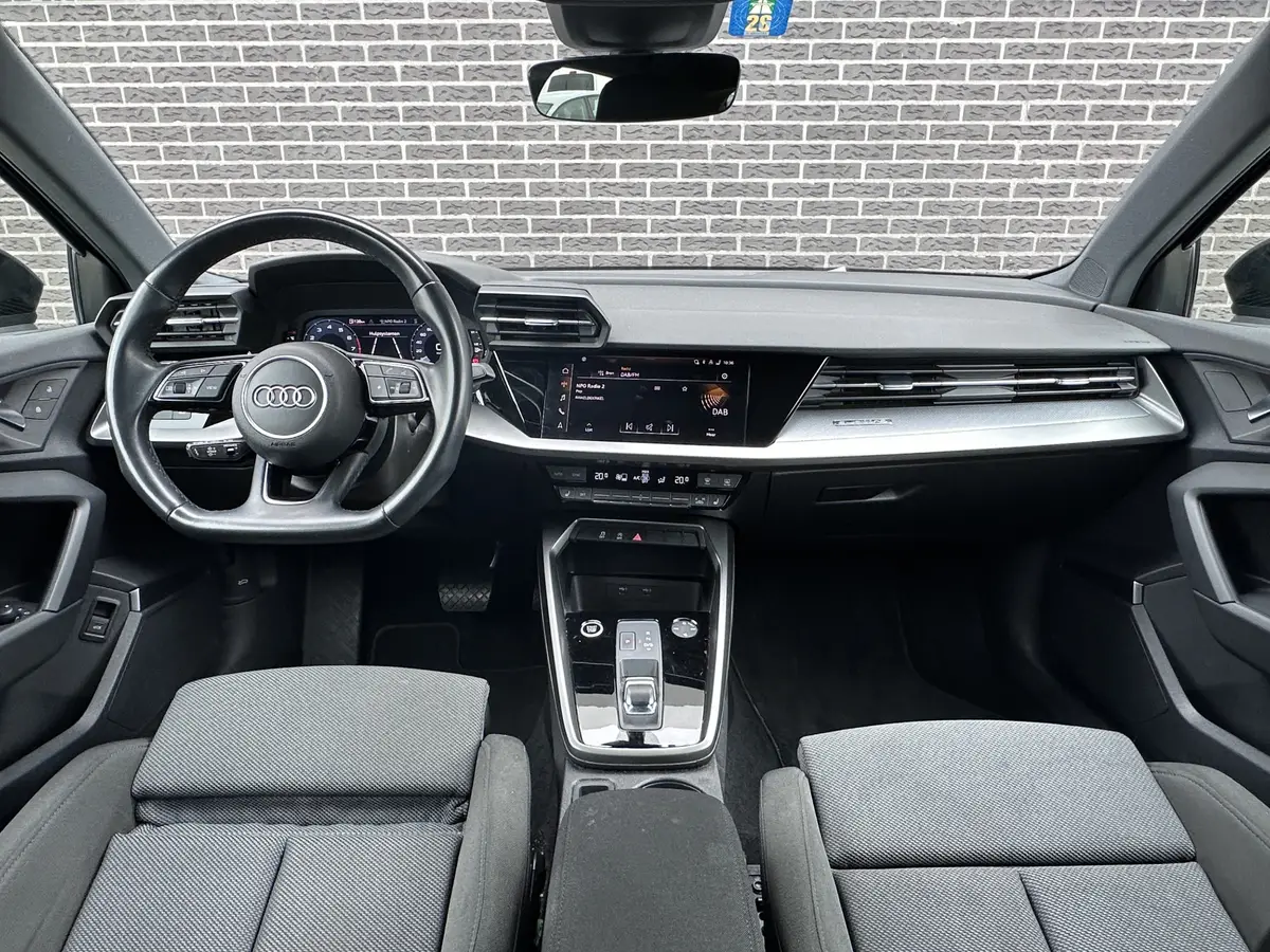 Audi A3 Sportback 40 TFSI quattro Advance Sport: foto 2
