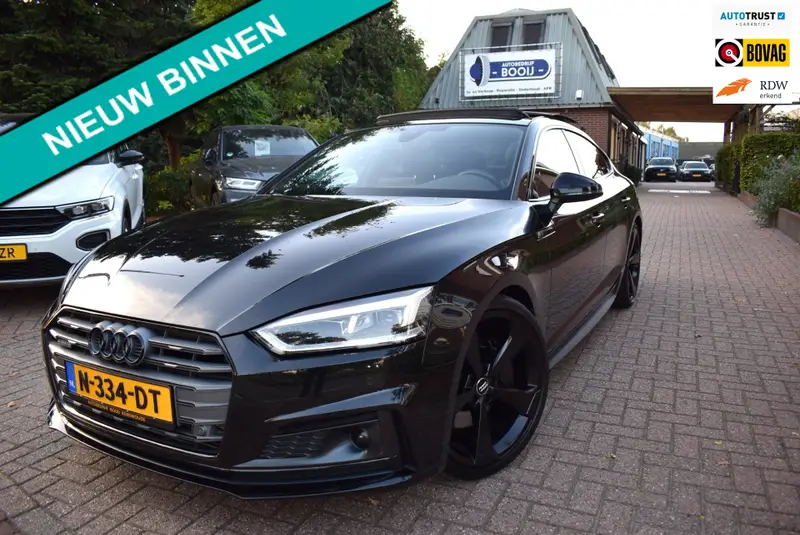 Audi A5 Sportback 2.0 TFSI MHEV quattro S-LINE/252 PK/ AUTOM/PANO DAK/ADAP CRUISE/SFEER/NAVI/AIRCO/CAMERA/PDC V+A/XENON/LMW 20" 2018 leasen bij DreamLease: foto 1