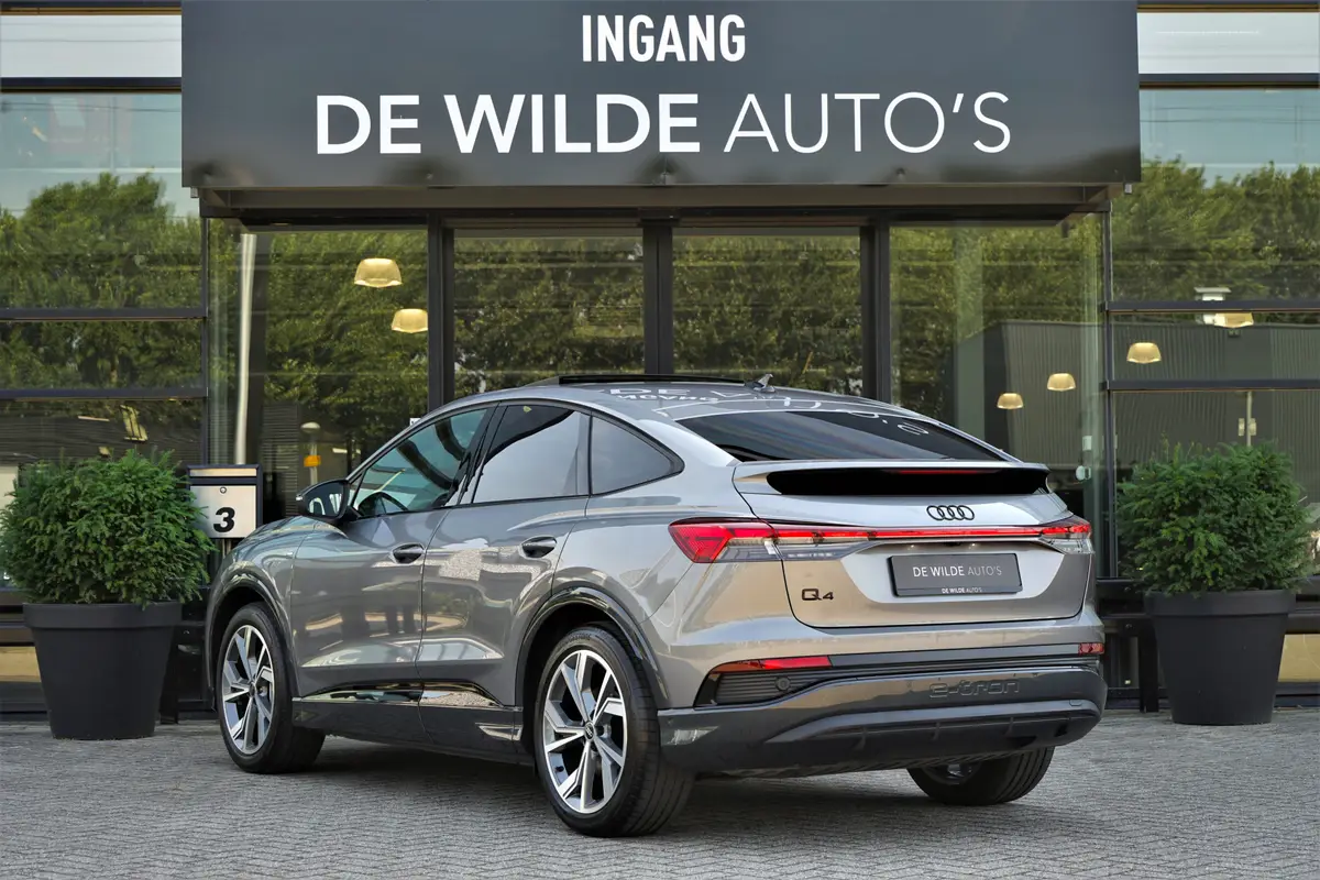 Audi Q4 Sportback e-tron 40 S-line 204pk: foto 2