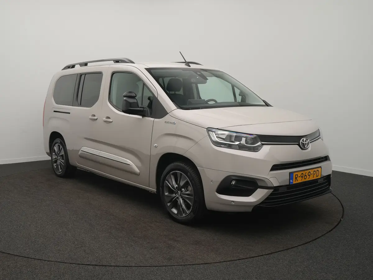 Toyota ProAce CITY Verso Electric Dynamic Long 50 kWh: foto 2