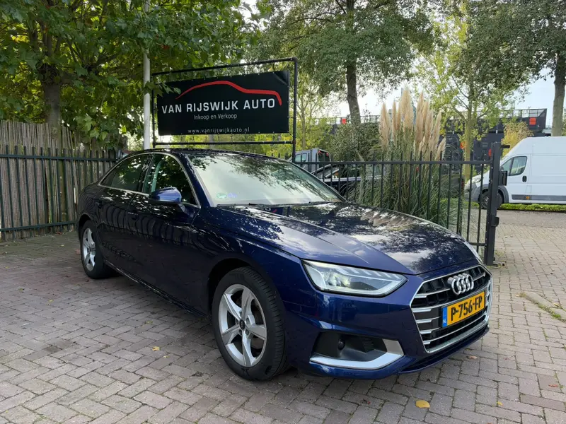 Audi A4 Limousine 35 TFSI Advanced Xenon 12390NETTO Clima 2022 leasen bij DreamLease: foto 1