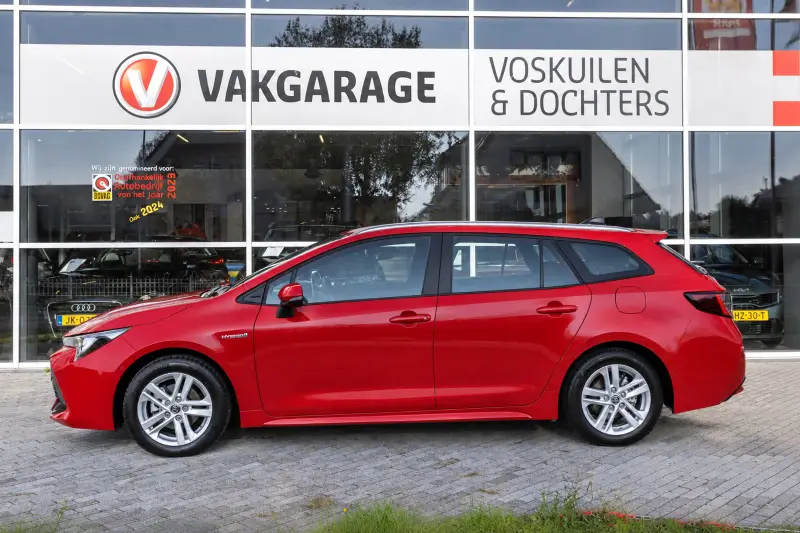 Toyota Corolla Touring Sports 1.8 Hybrid Business Plus Tech | Dodehoek | Parkeerassistent 2021 leasen bij DreamLease: foto 2