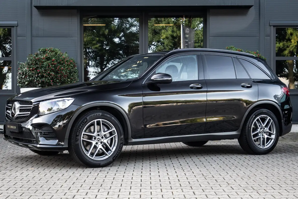 Mercedes-Benz GLC 250 4MATIC: foto 2